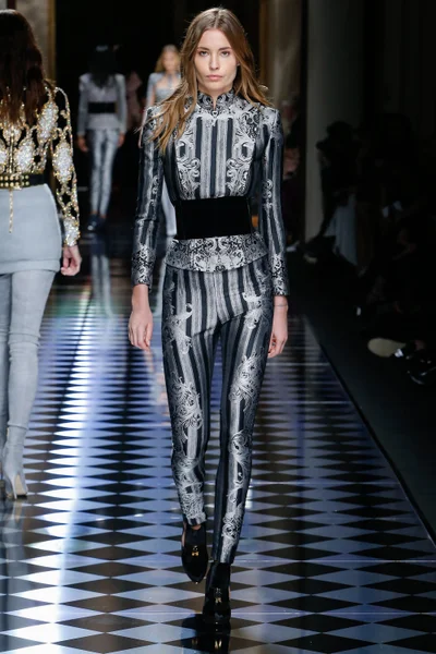 Look 35